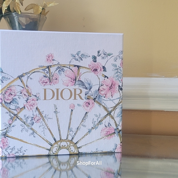 Dior - Picture 5 of 9